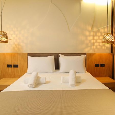 Hotel Brooklyn Vlorë 外观 照片