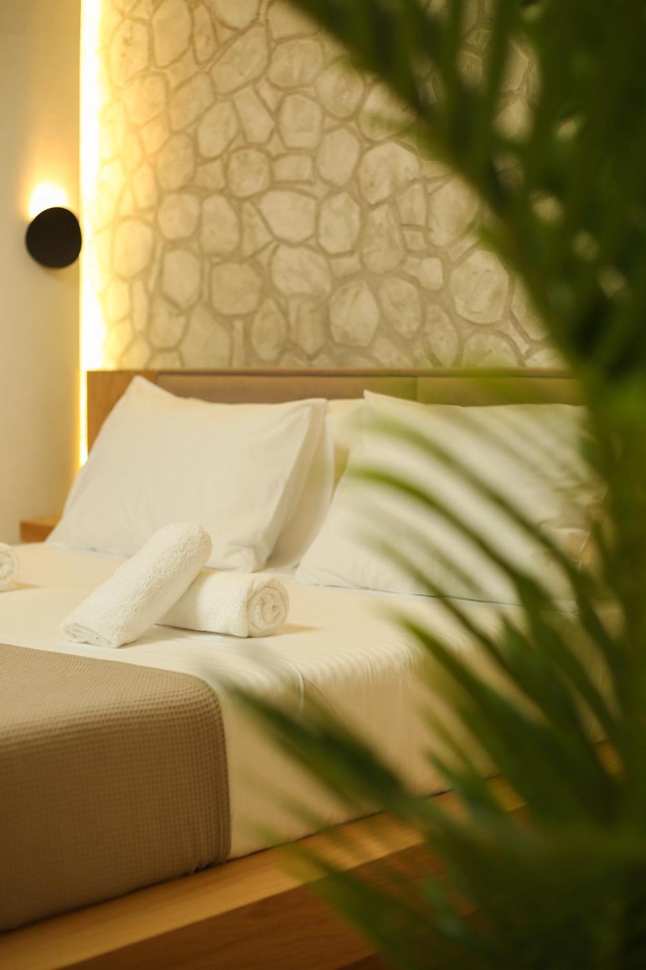 Hotel Brooklyn Vlorë 外观 照片