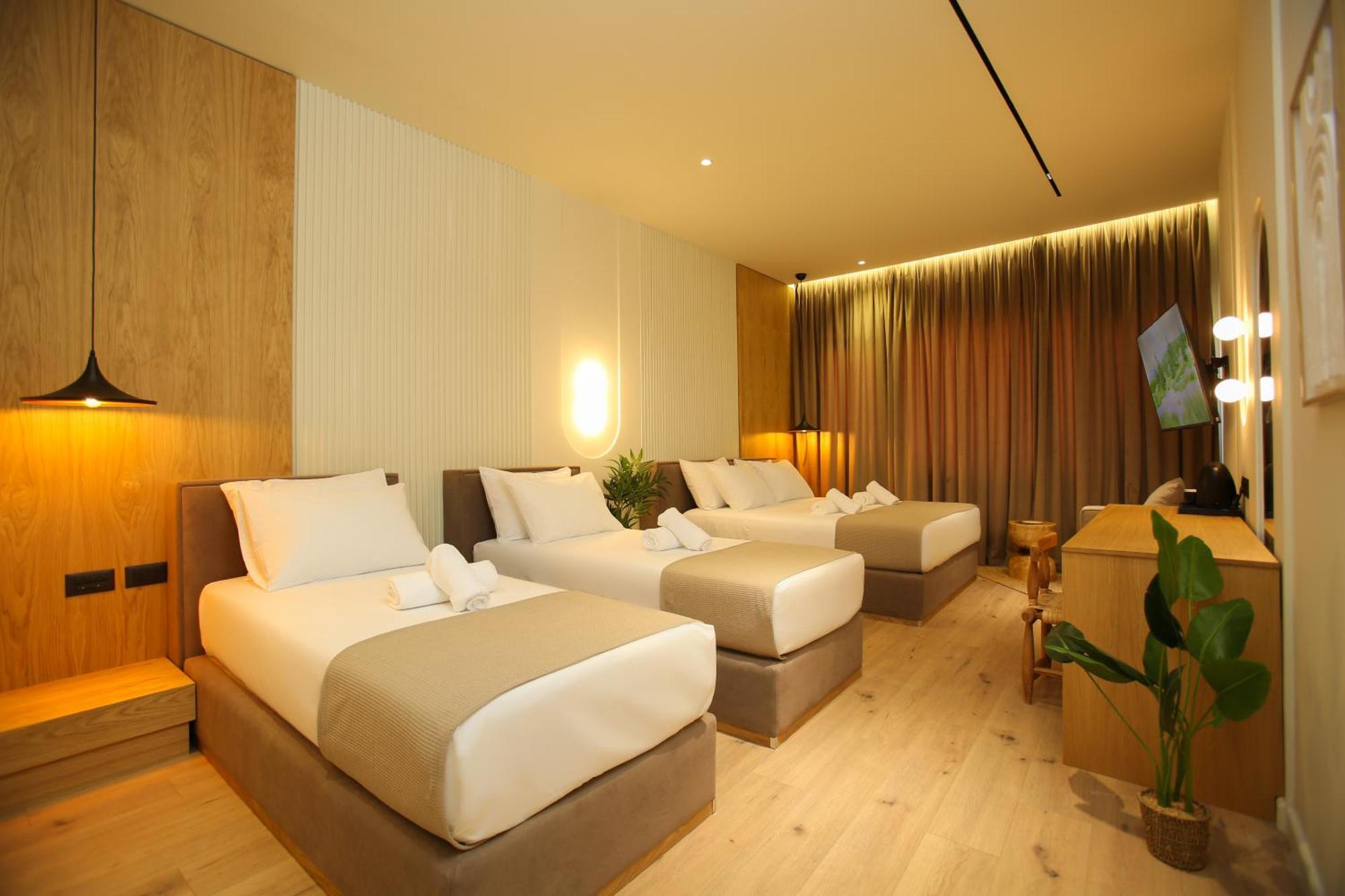 Hotel Brooklyn Vlorë 外观 照片