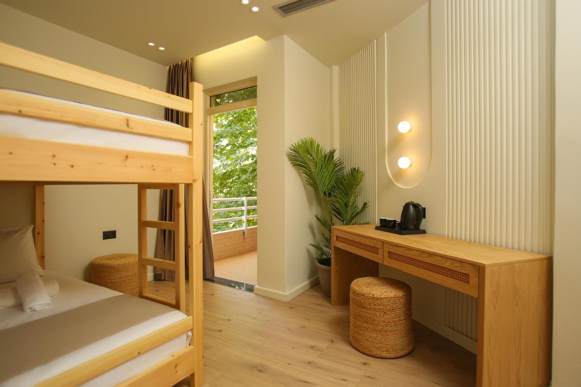 Hotel Brooklyn Vlorë 外观 照片